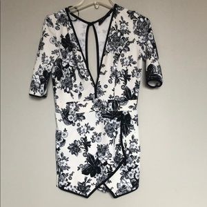 Papaya white and black romper